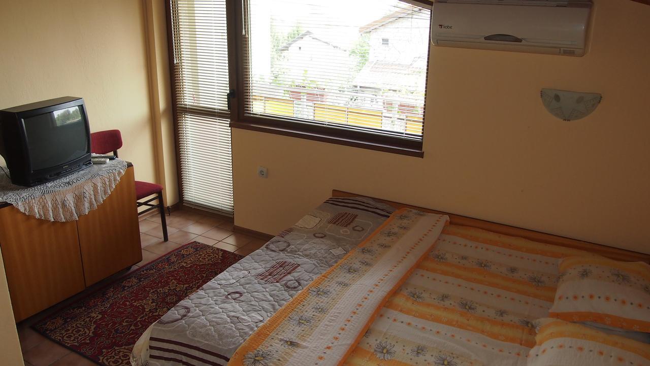 Retro - 19Th Century Guest House Μπαλτσίκ Εξωτερικό φωτογραφία